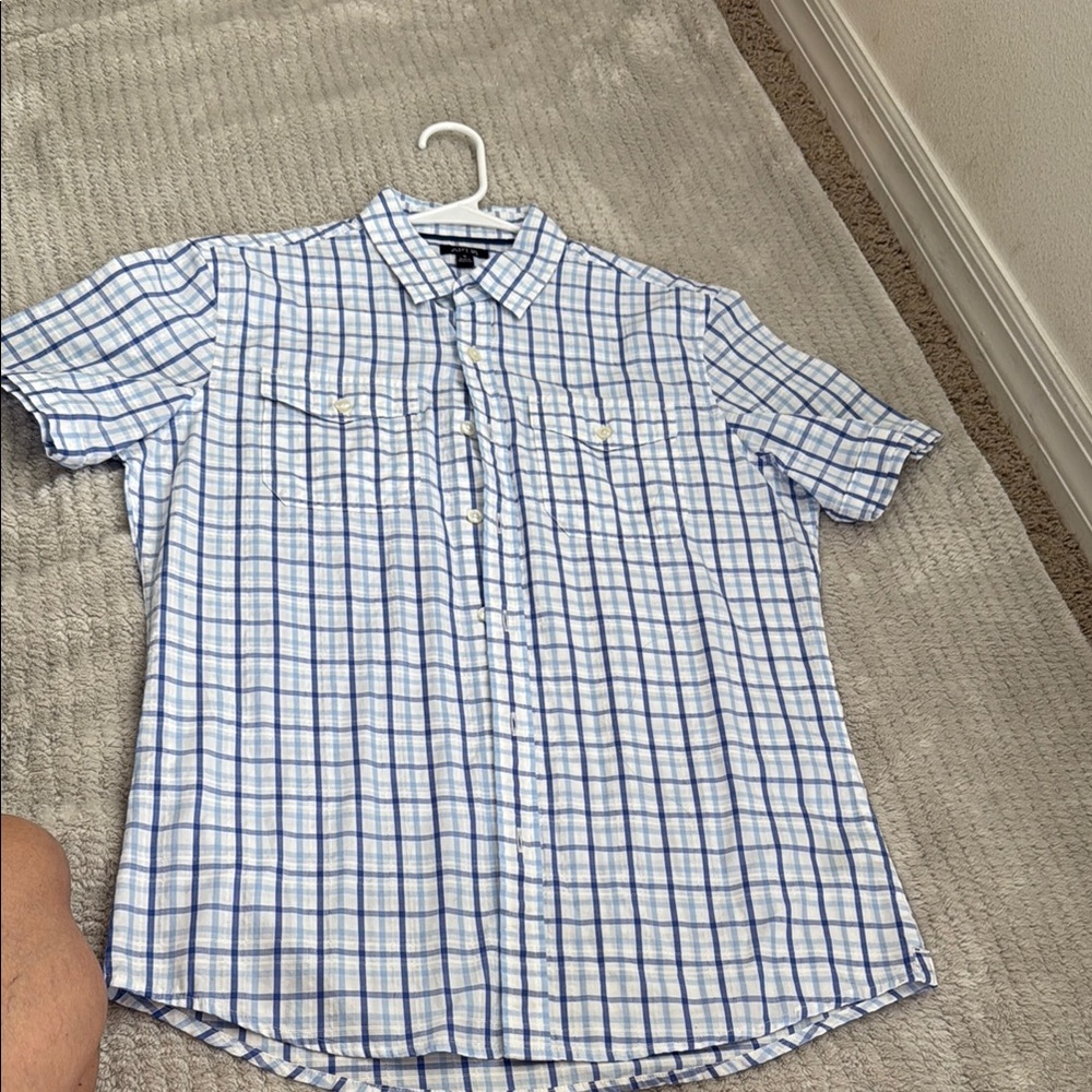 Men's Blue Checkered Shirt Apt9 size Small short sleeved